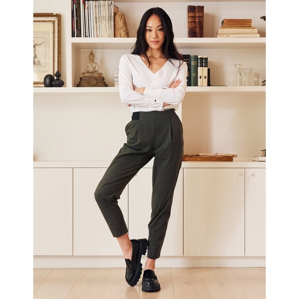 Aday Turn It Up Pants In Moss Green Size Medium